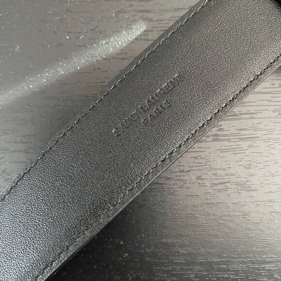 YSL Belt in Smooth Calfskin Black - Picture 4 of 9
